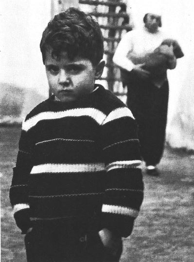 Ne les laisse pas tirer sur le cerf-volant